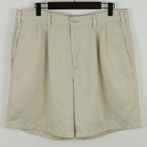 Dockers Golf Men's Size 34 Tan Pleated Bermuda Golf Shorts